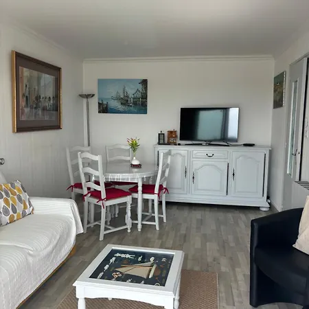 Vue Panoramique Port Et Ocean *