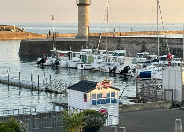 公寓 Vue Panoramique Port Et Ocean 圣吉尔-克鲁瓦德维